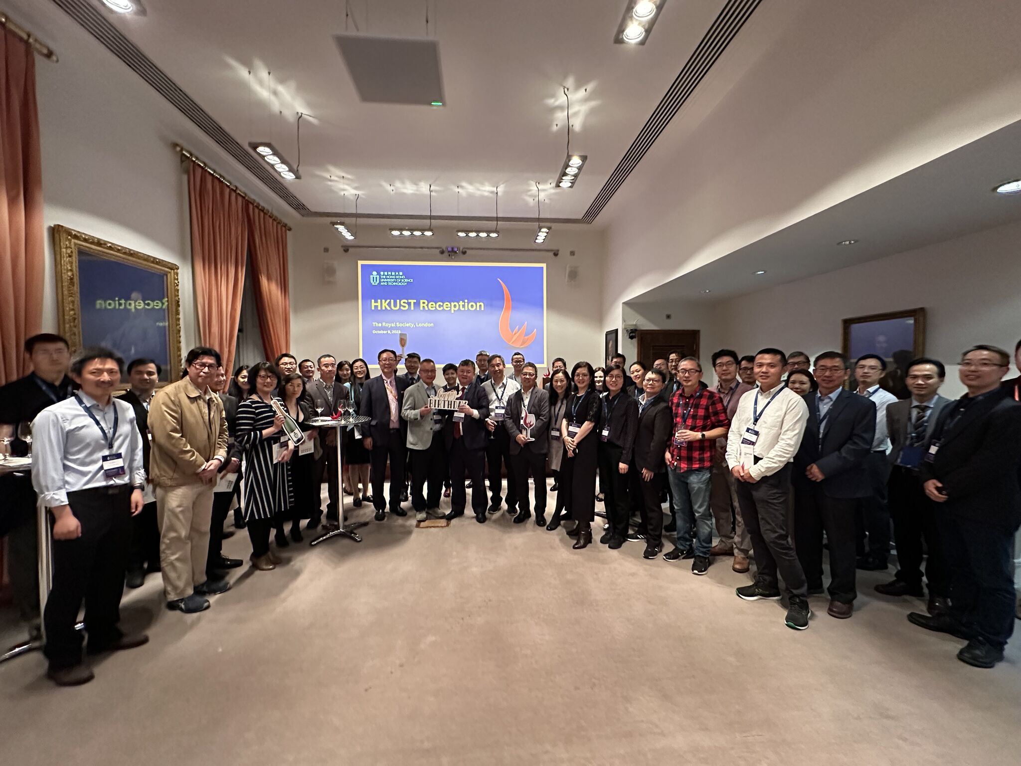 科大代表团在欧洲主办了两场专属招待会与海外学者一同探讨科研合作机会。
