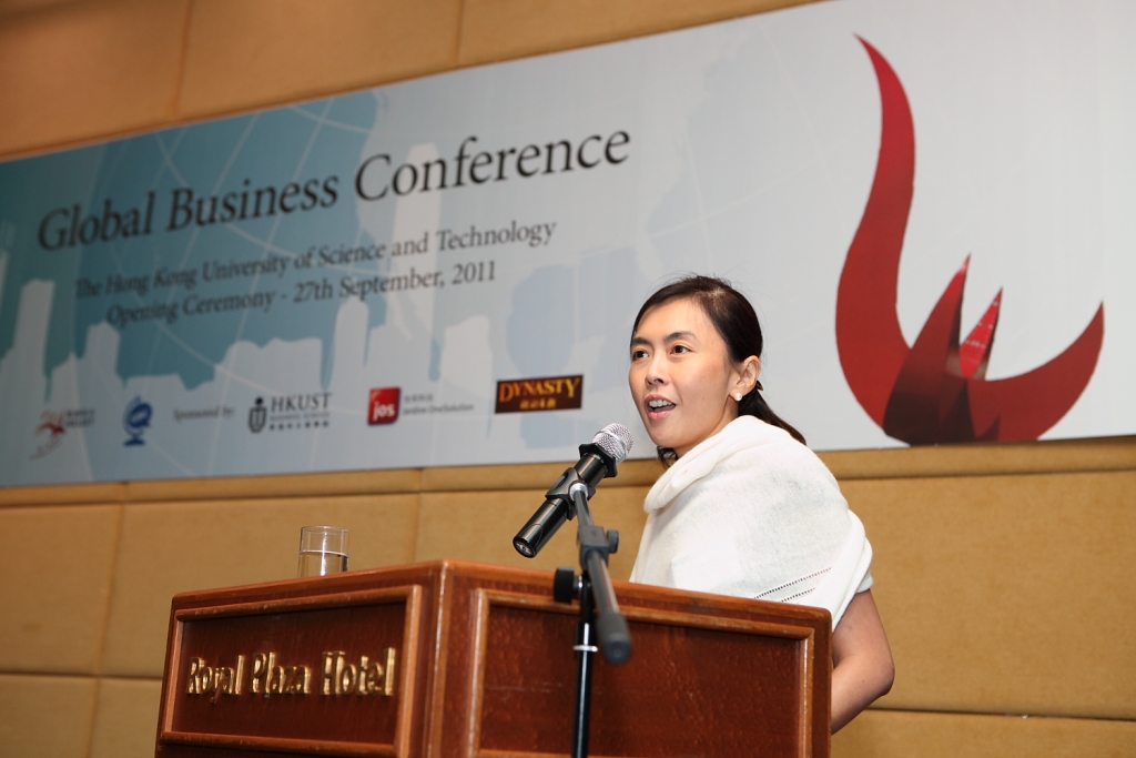 方曉明女士發表主題演講。