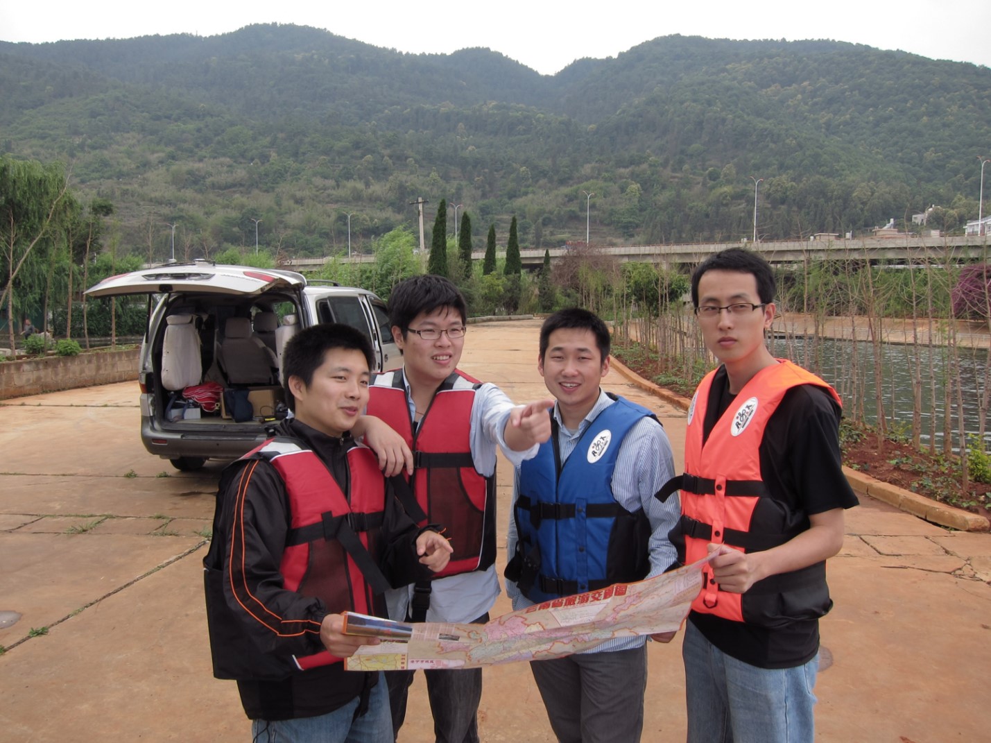 Zhang Yunfei and his team, before starting their business, conducted thorough research in over 10 provinces, municipalities and regions in Mainland China to identify market opportunities and product position.