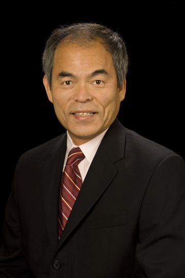 中 村 修 二 教 授	