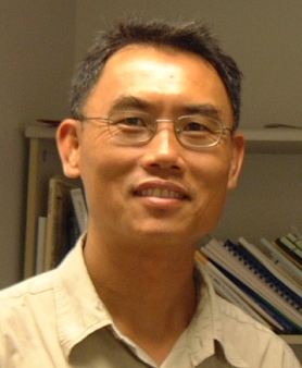 楊 強 教 授	
