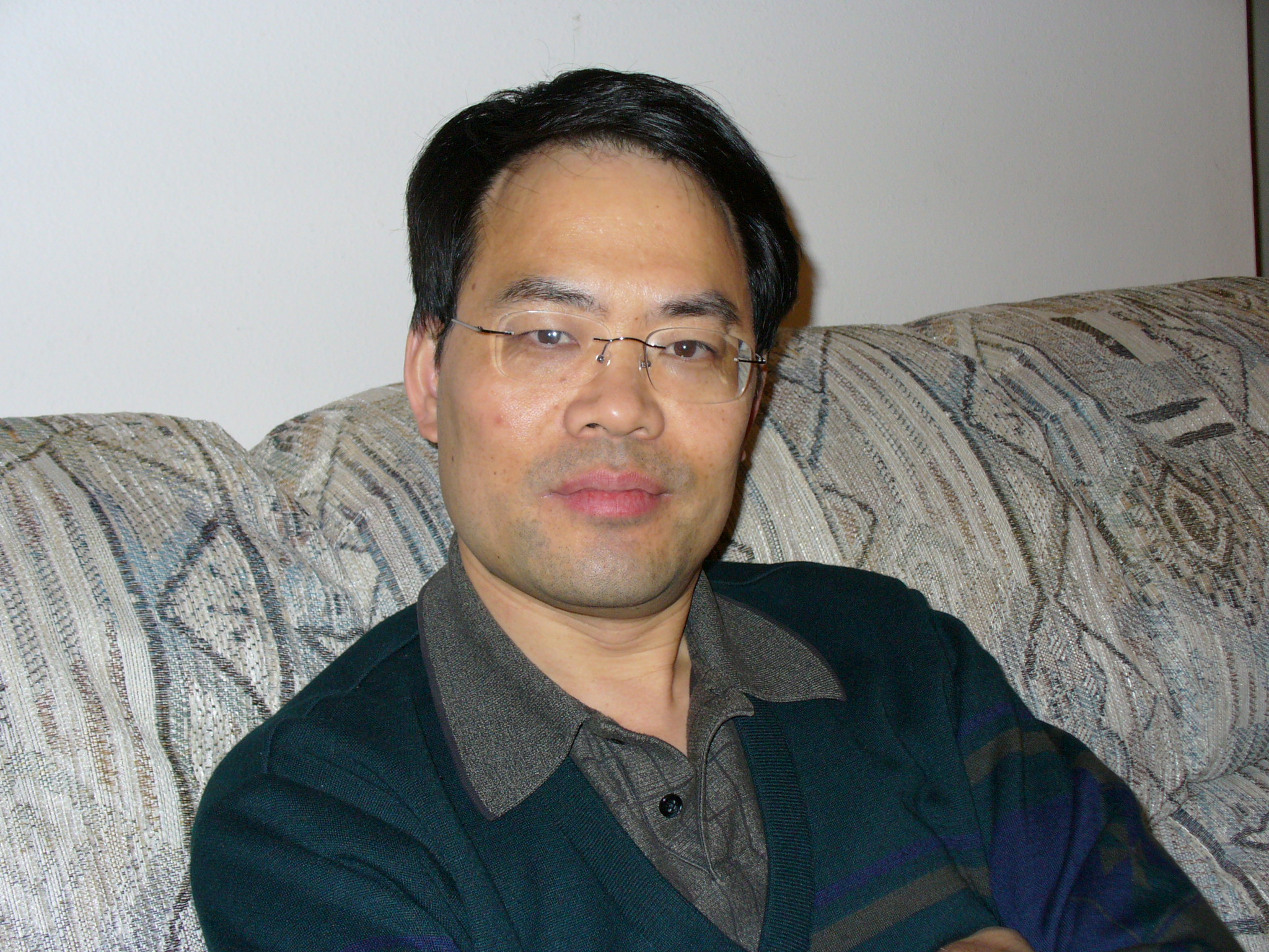 邵 启 满 教 授	