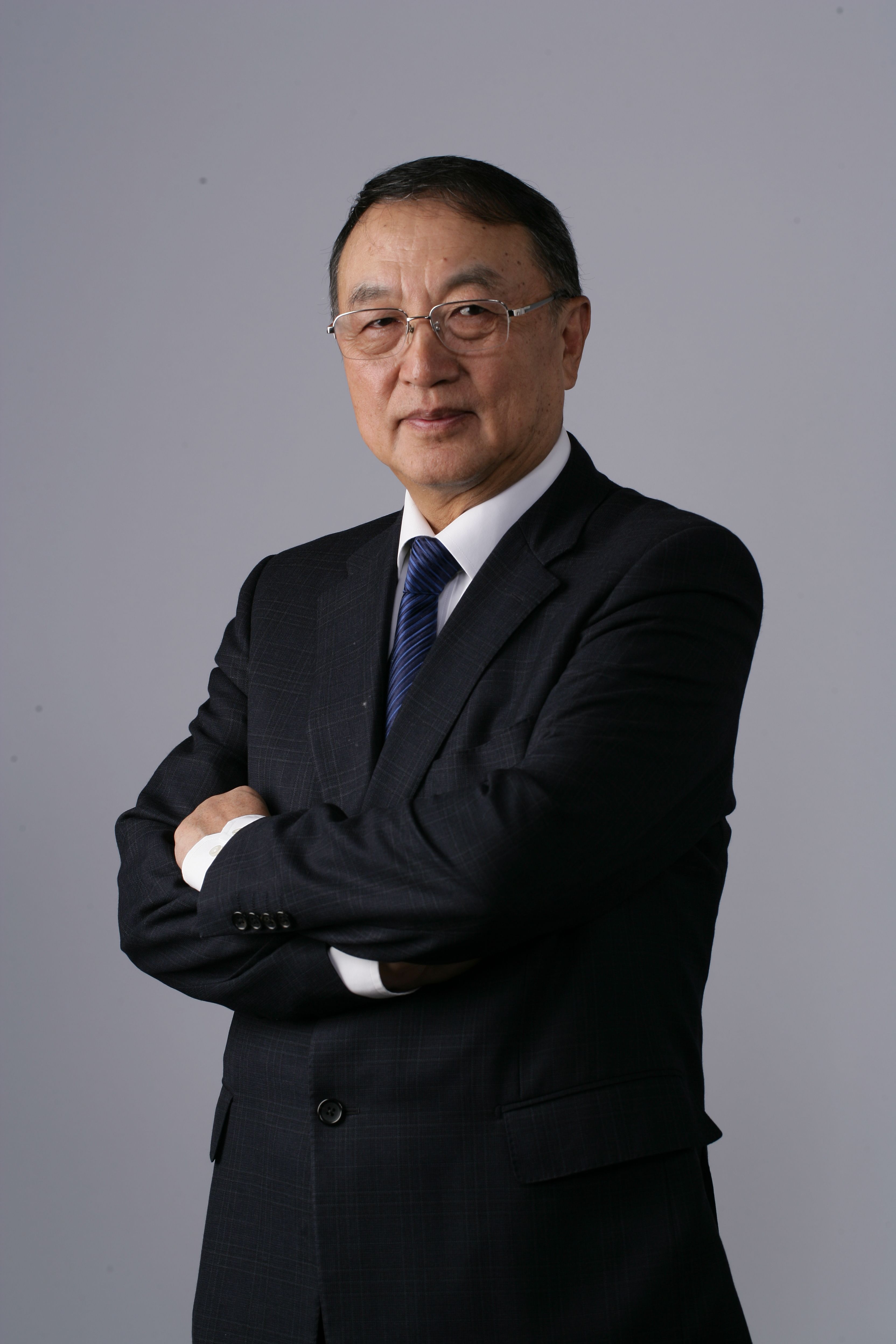  柳 传 志 先 生
