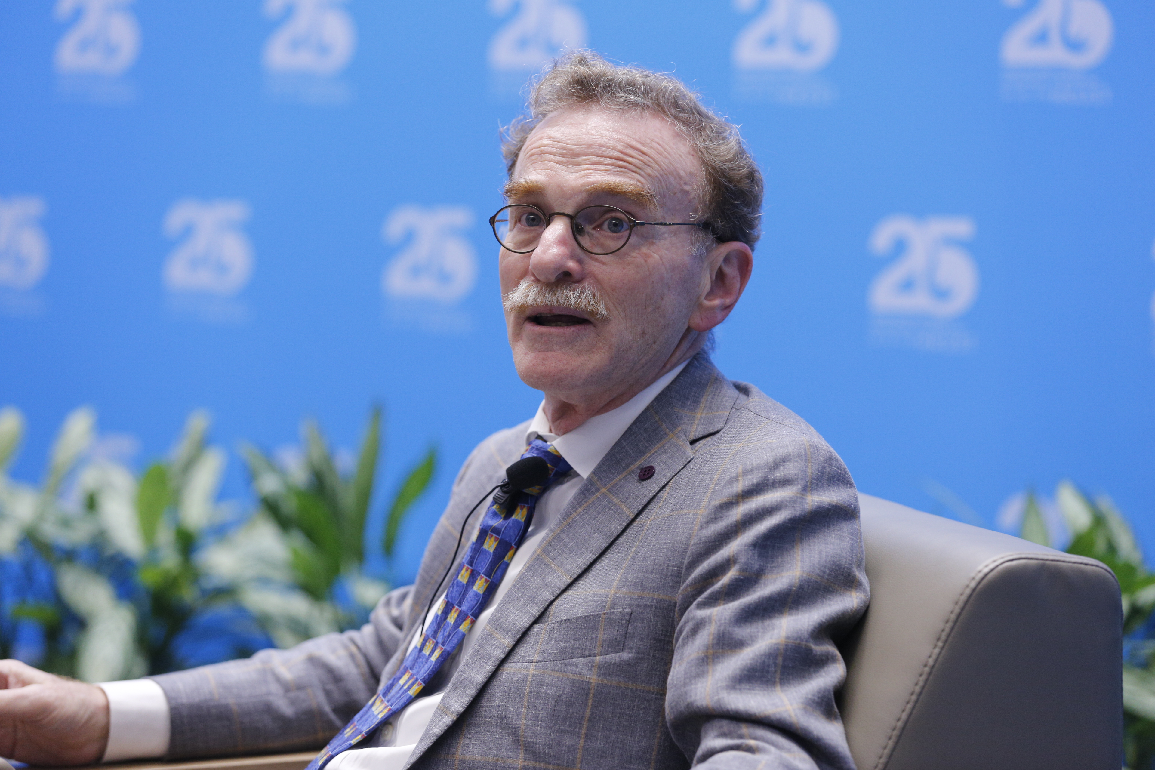  Dr Randy Schekman