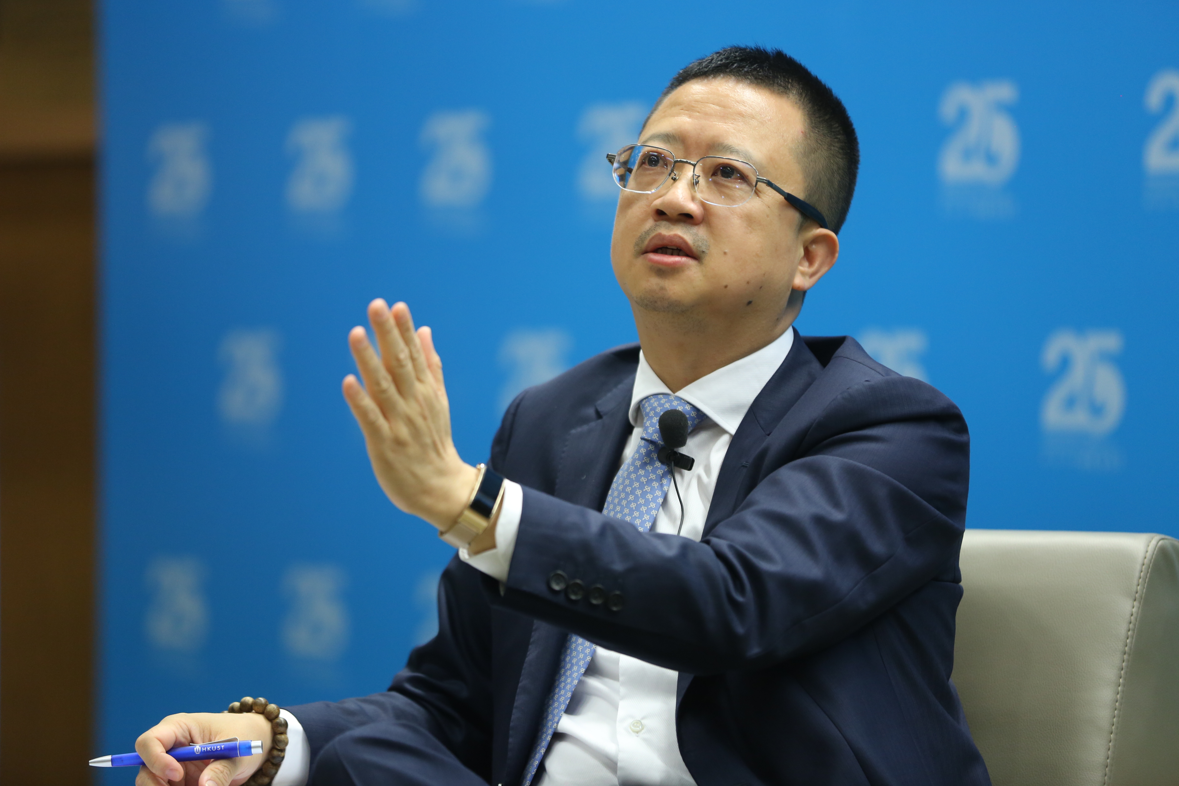  复星集团行政总裁梁信军先生