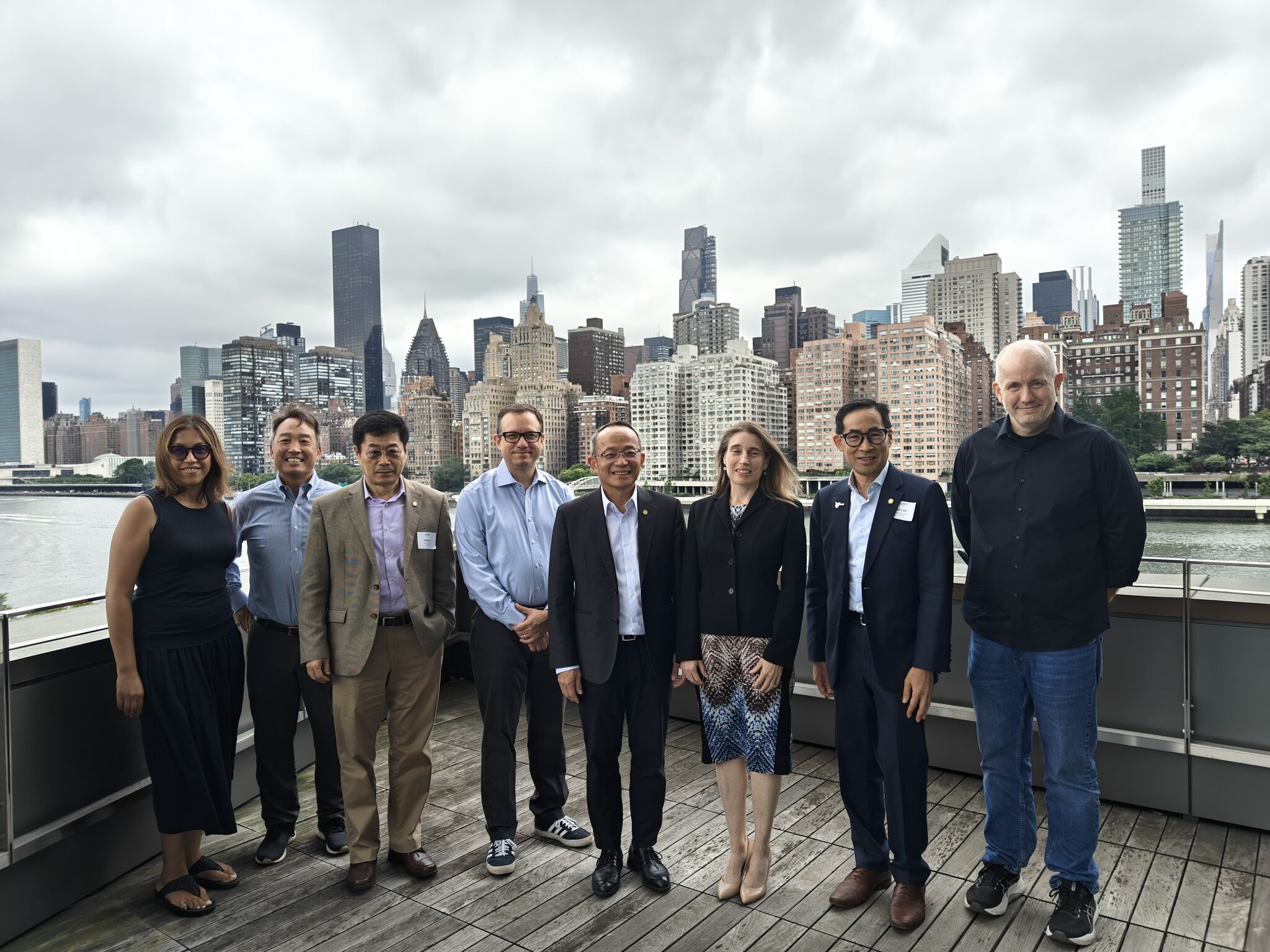 A group photo of HKUST delegation with Cornell Tech Leadership.