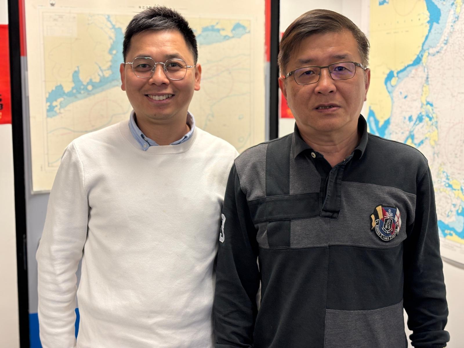A group photo of Prof. GAN Jianping (right), Chair Professor and Head of the Department of Ocean Science at HKUST, and Director of the Centre for Ocean Research in Hong Kong and Macao and Dr. ZHONG Quanjia (left), Post-doctoral Fellow of the Department of Ocean Science at HKUST. 