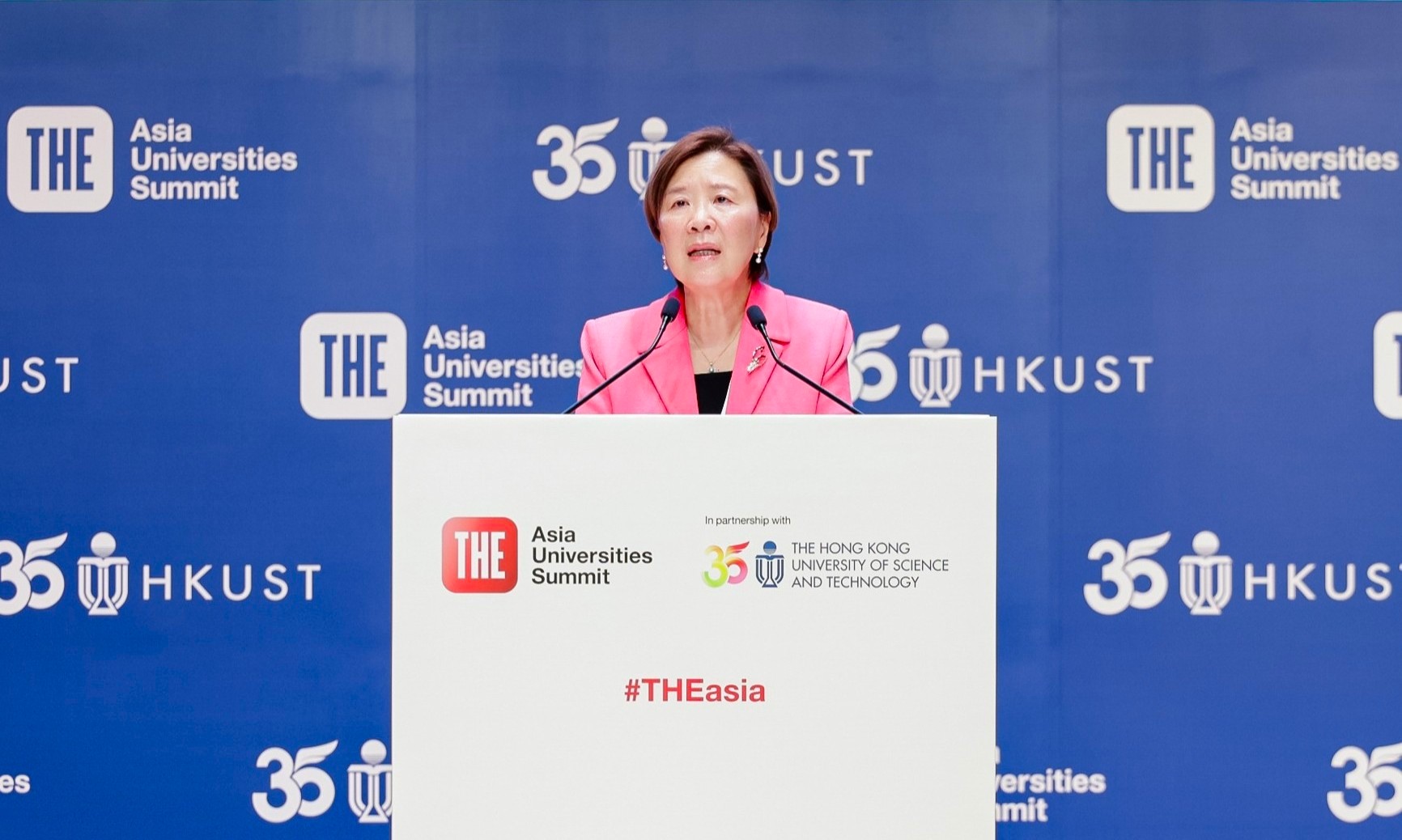 葉玉如教授在典禮上致歡迎辭，強調跨地域合作的重要性，以及大學在世界急速發展中不斷演變的角色。