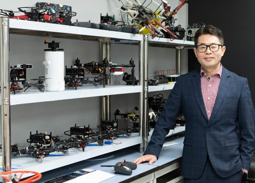 Electronic and Computer Engineering alumnus and faculty member Prof. Shi Ling is transforming how leading-edge digital devices and unmanned vehicles perform and are protected.