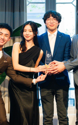 Adrian LAU, Natalie LEUNG, James ZHU, and Ian CHANG